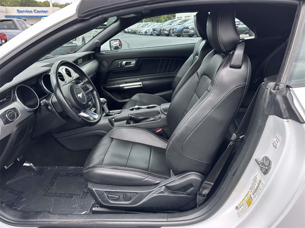 2023 Ford Mustang EcoBoost Premium photo 4
