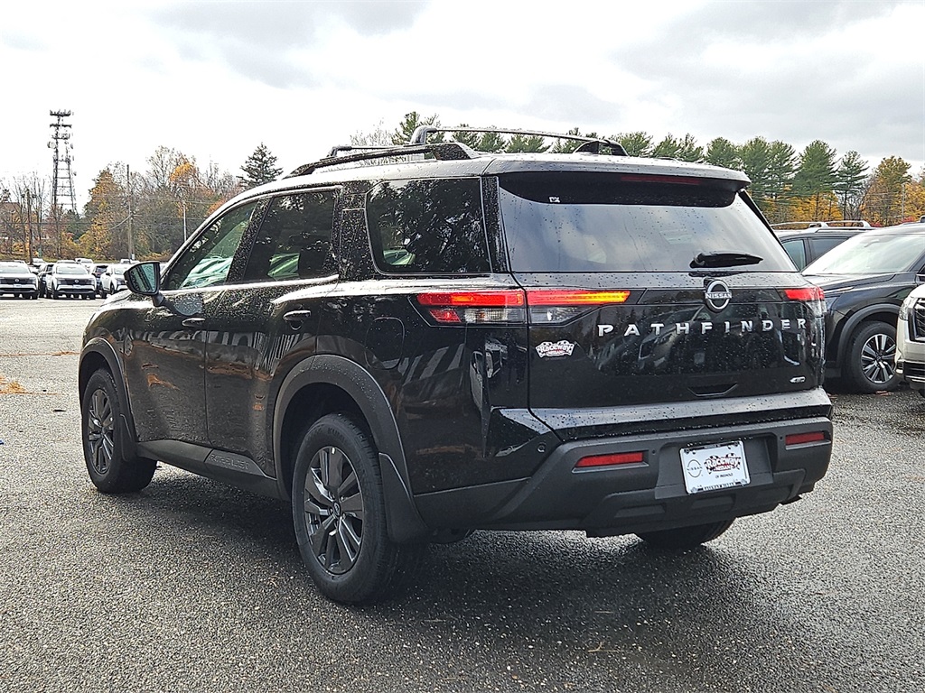 2025 Nissan Pathfinder SV photo 3