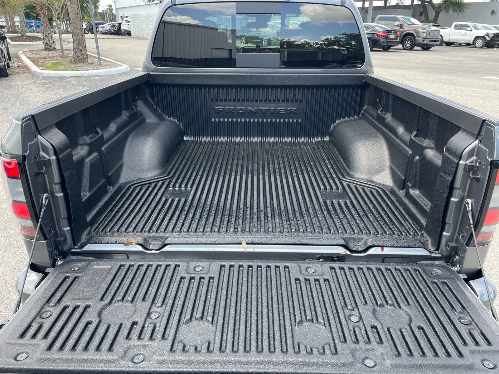 2025 Nissan Frontier PRO-X photo 14