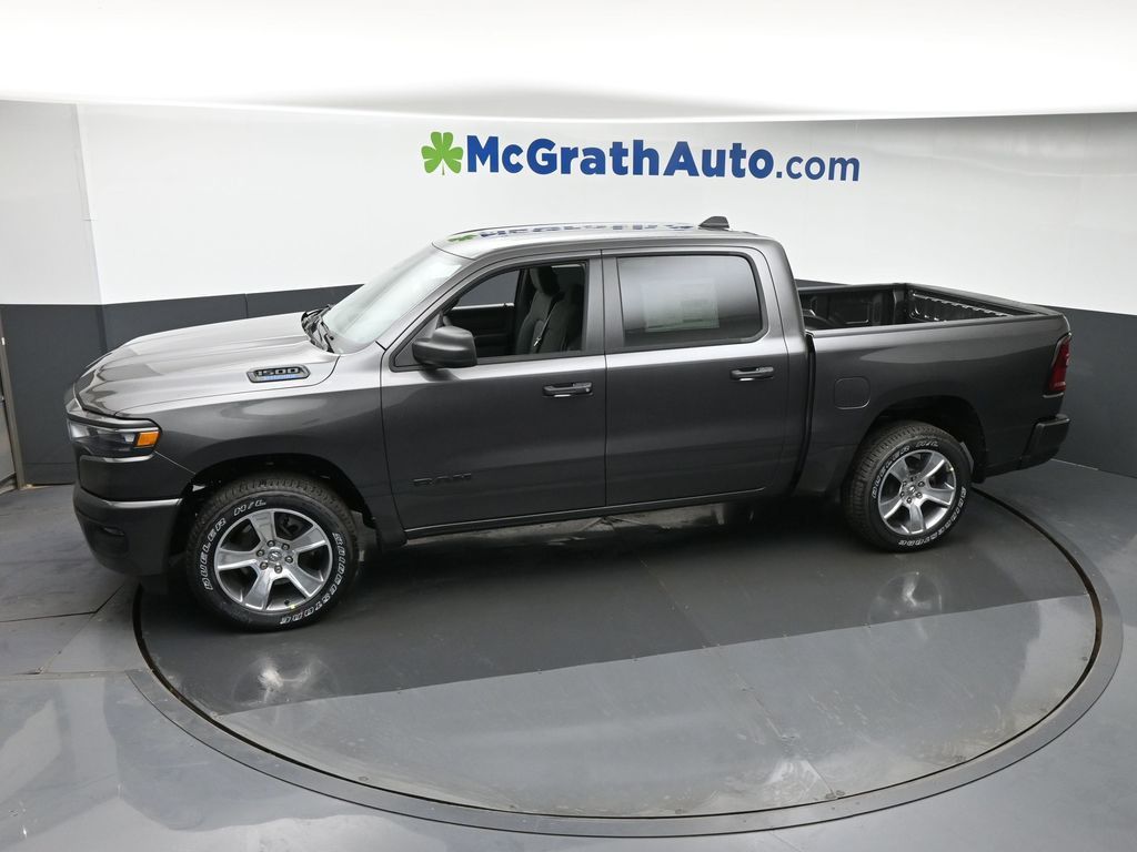 2025 Ram 1500 Tradesman photo 16