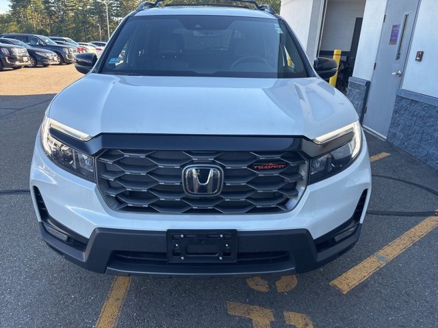 2025 Honda Passport TrailSport photo 2