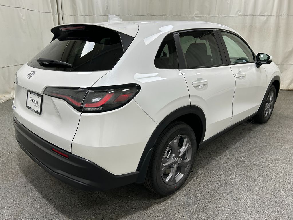 2026 Honda HR-V LX photo 6