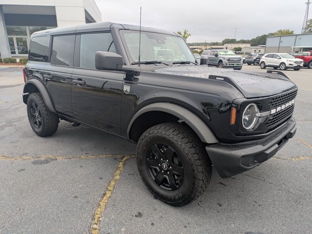 2025 Ford Bronco Big Bend photo 2