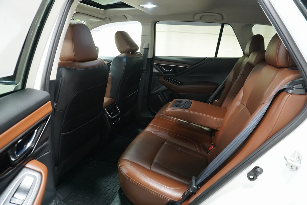 2022 Subaru Outback Touring photo 11