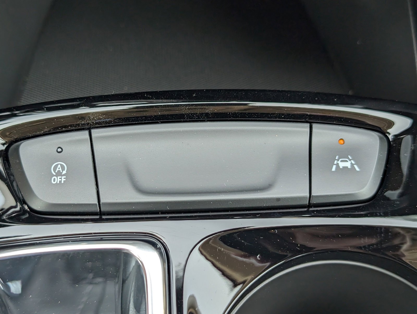 2026 Chevrolet Trax LT photo 18