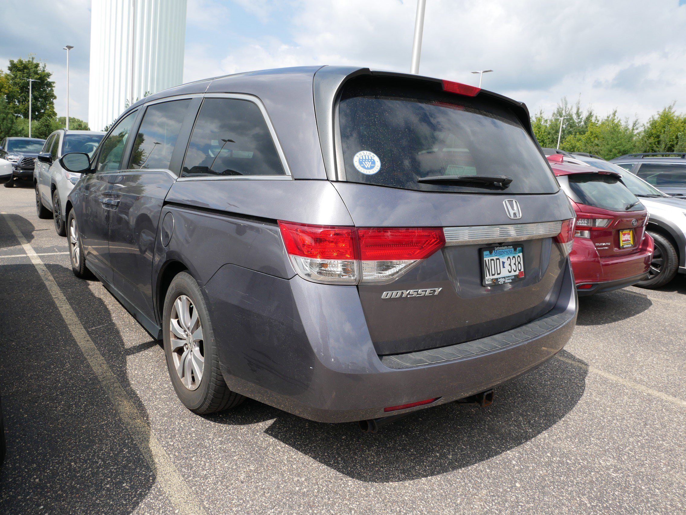 2015 Honda Odyssey EX-L photo 3