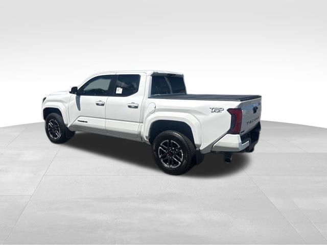 2025 Toyota Tacoma TRD Sport 4x4 Double Cab photo 3