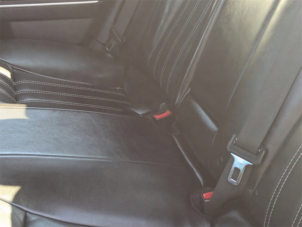 2019 Chrysler 300 S photo 25