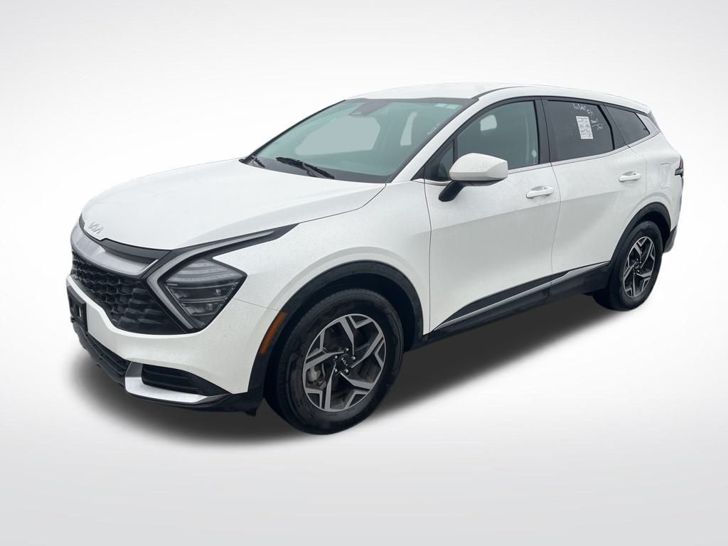 2024 Kia Sportage LX's photo