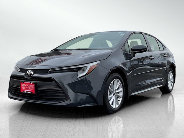 2026 Toyota Corolla LE's photo
