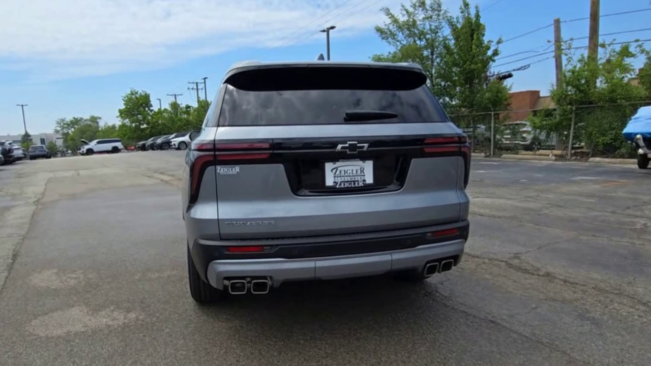 2025 Chevrolet Traverse photo 30