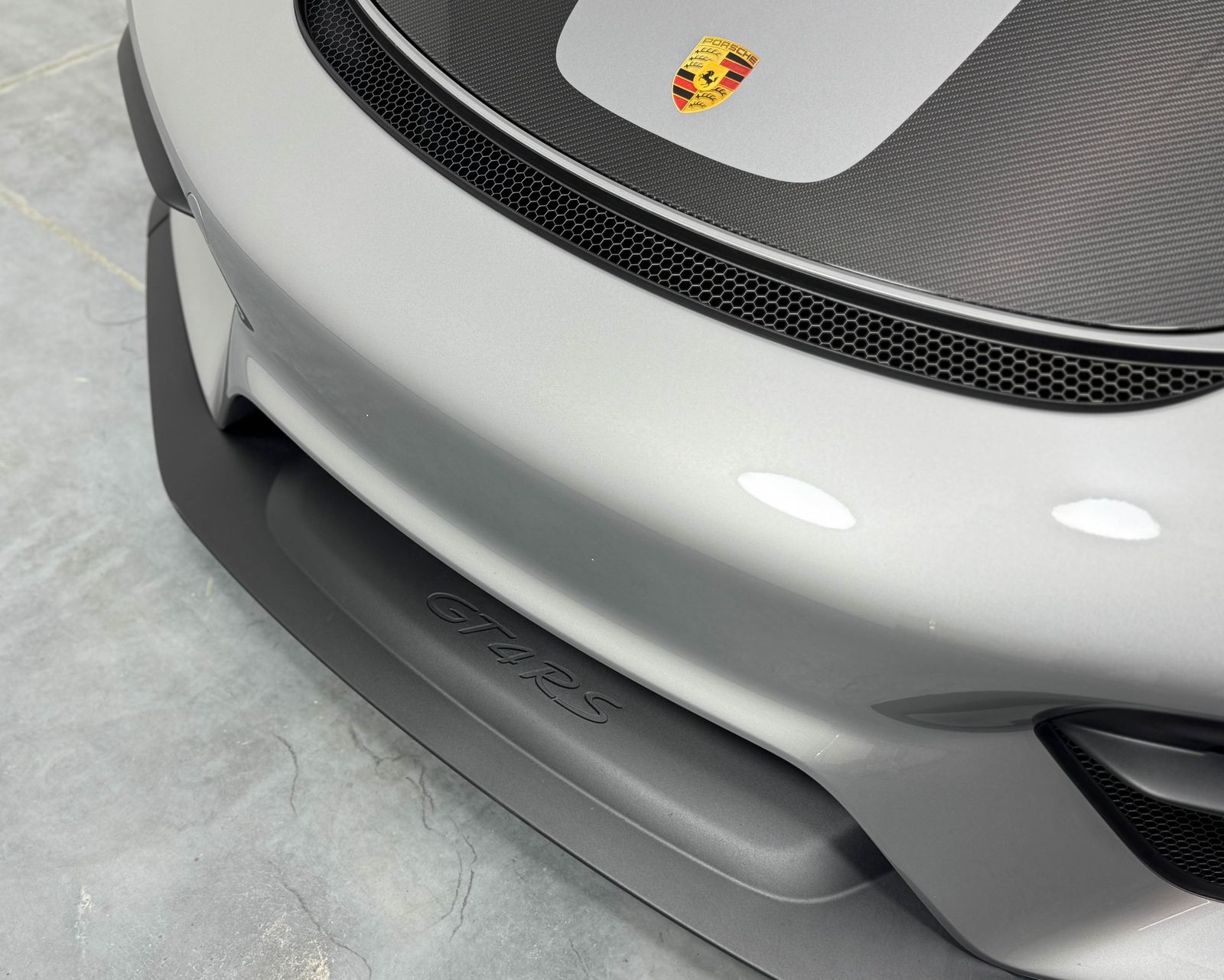 2024 Porsche Cayman GT4 RS photo 33