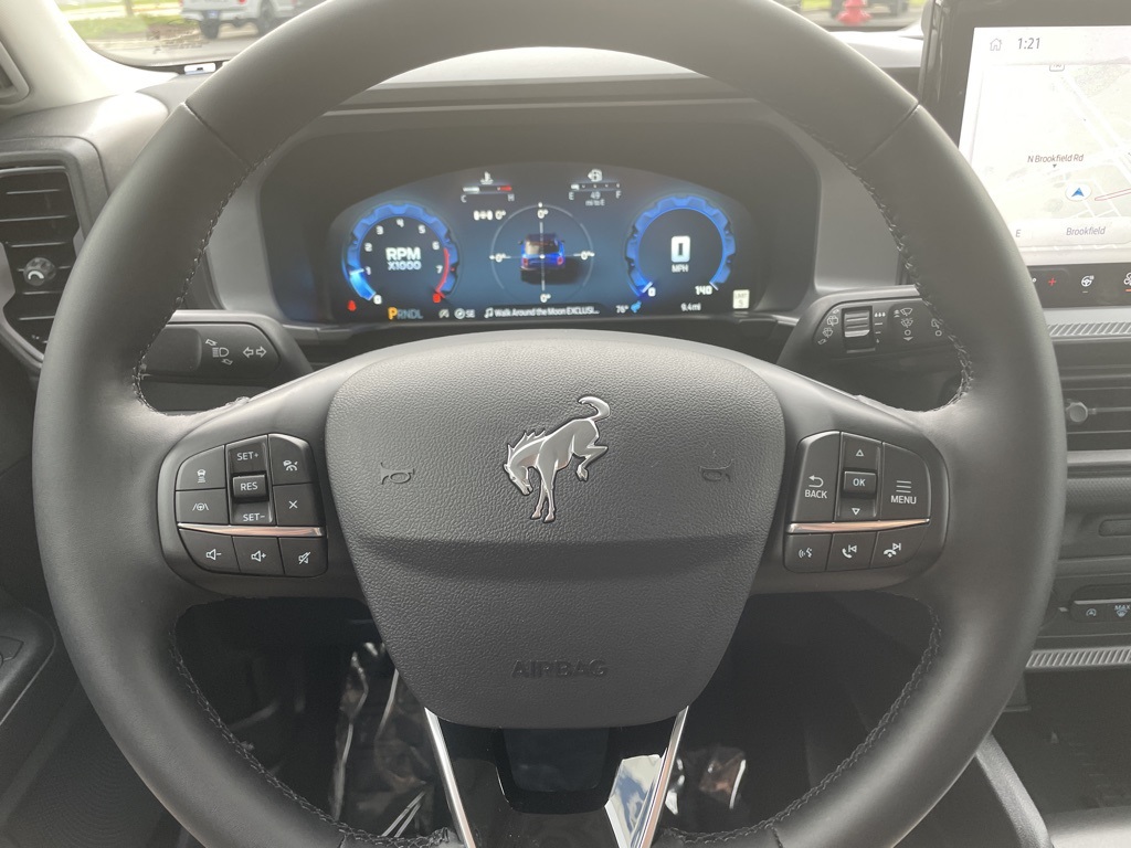 2025 Ford Bronco Sport Outer Banks photo 19