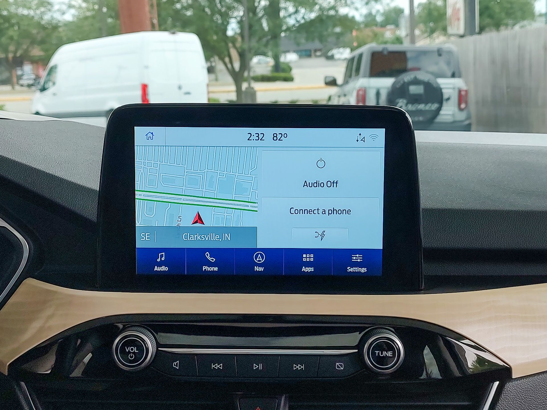 2021 Ford Escape Titanium Hybrid photo 19