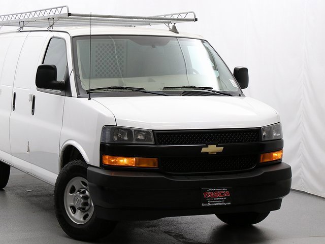 Used 2019 Chevrolet Express Cargo Work Van with VIN 1GCWGAFP8K1269134 for sale in Wheeling, IL