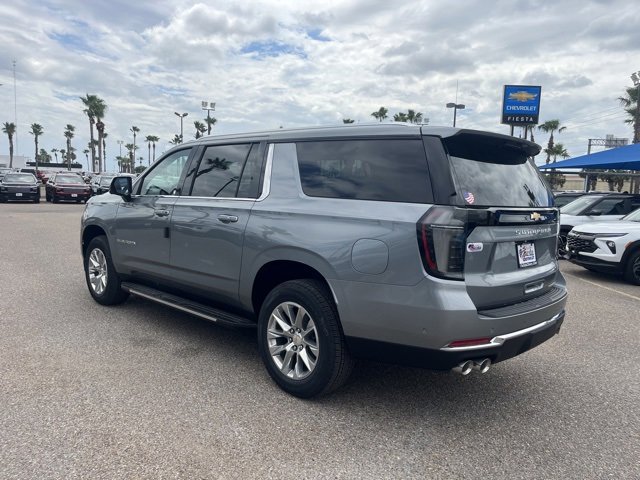 2026 Chevrolet Suburban Premier photo 5