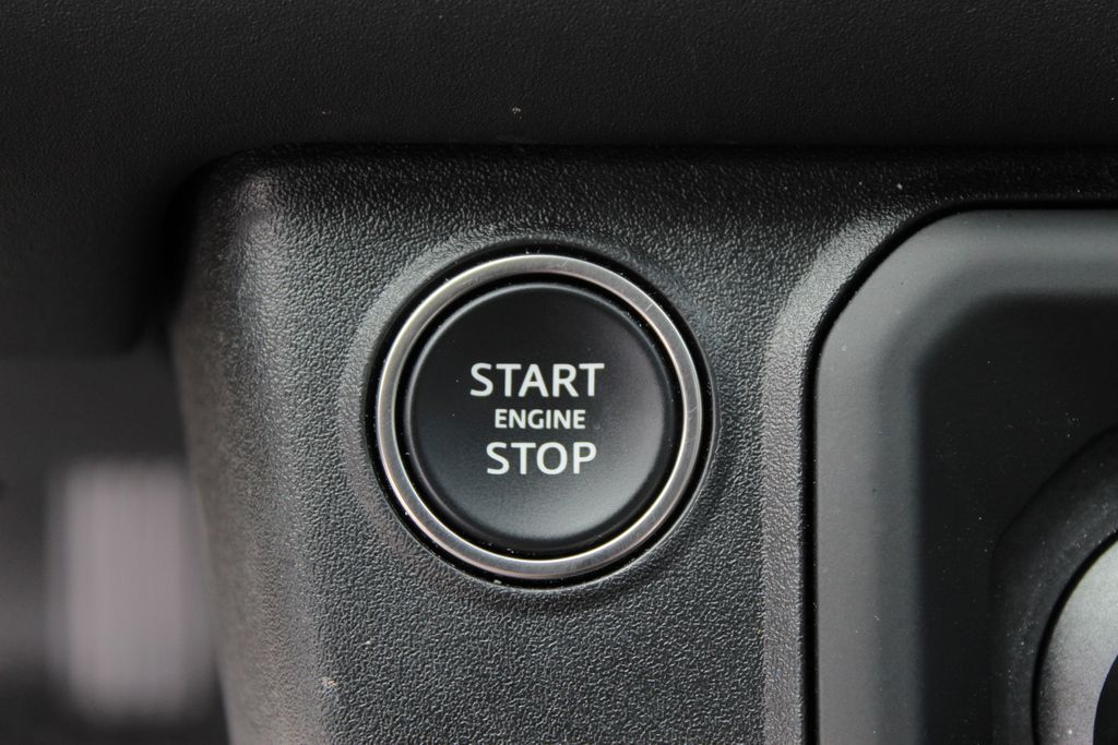 2024 Land Rover Defender 90 X-Dynamic SE photo 24