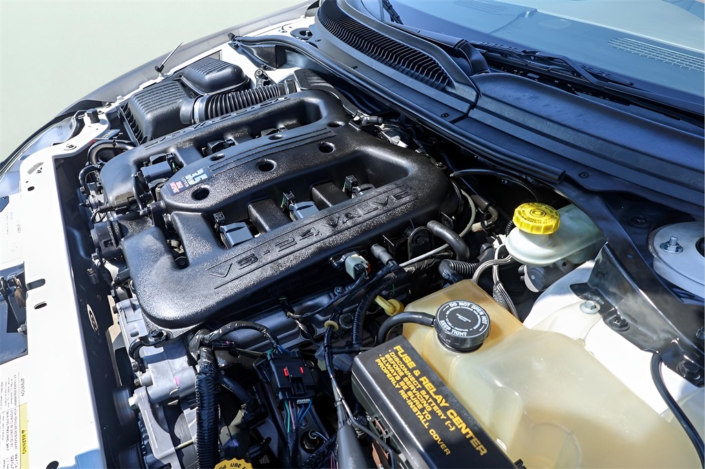 2004 Chrysler 300 photo 20