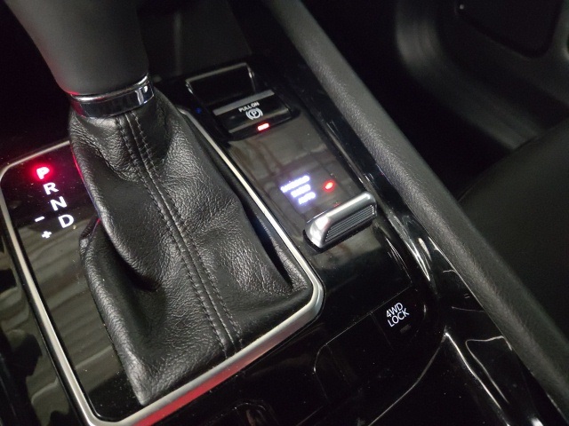 2023 Jeep Compass Limited photo 17