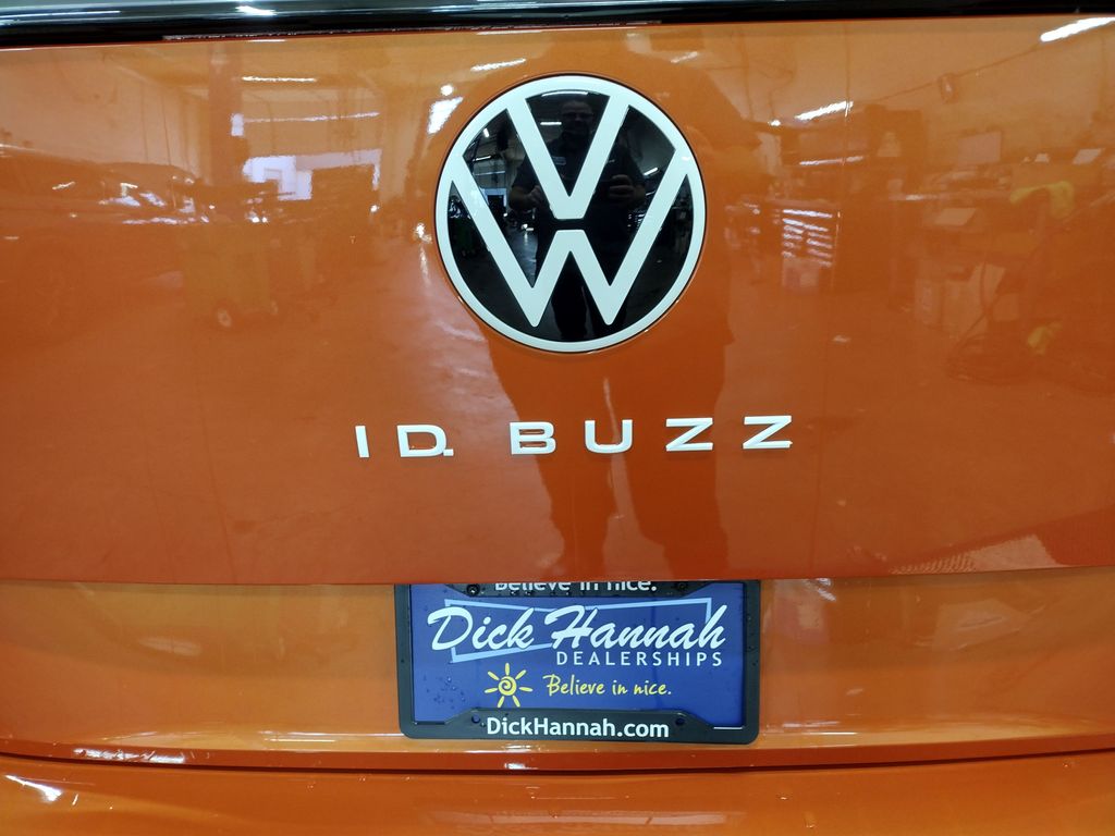 2025 Volkswagen ID. Buzz photo 15