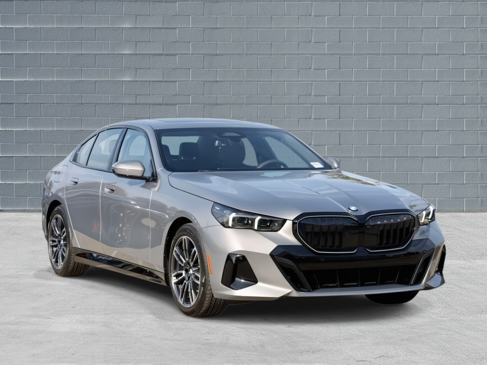 2026 BMW 5 Series 530i's photo