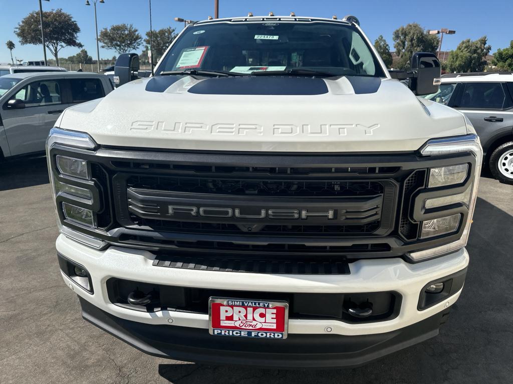 2024 Ford F-250 Lariat photo 2
