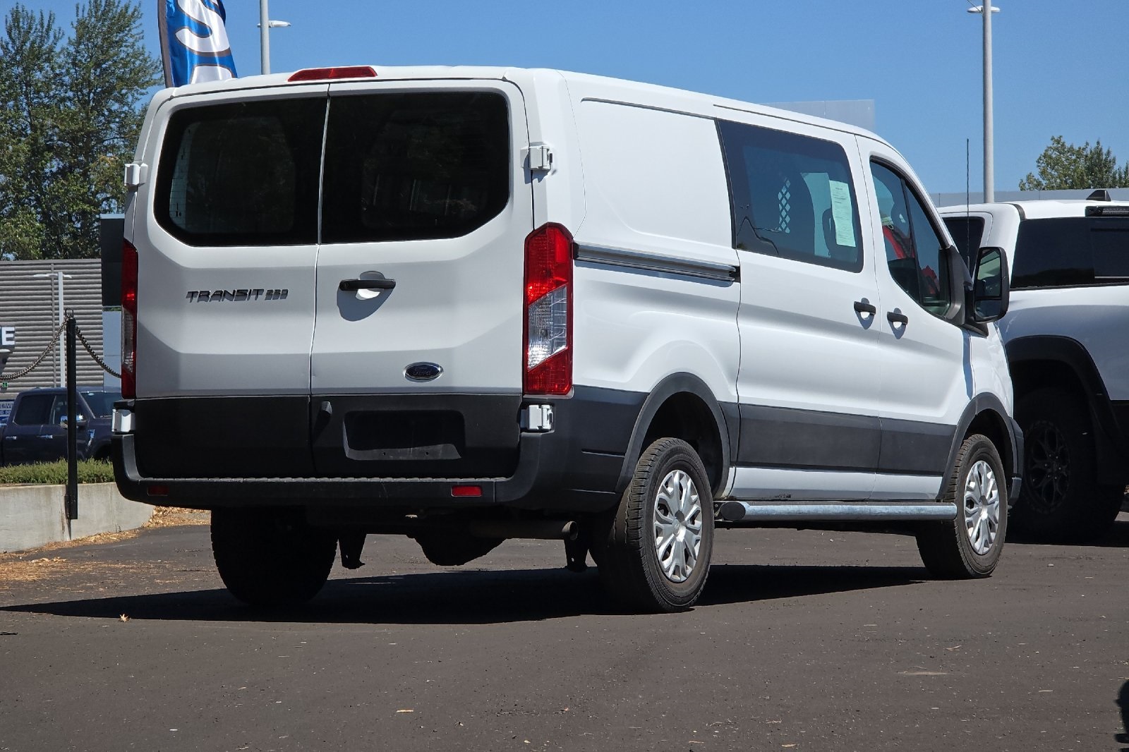 2023 Ford Transit photo 4