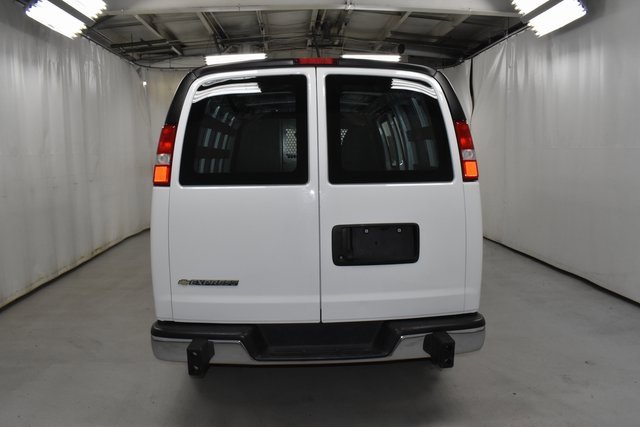 2024 Chevrolet Express Cargo Van 2500 photo 4