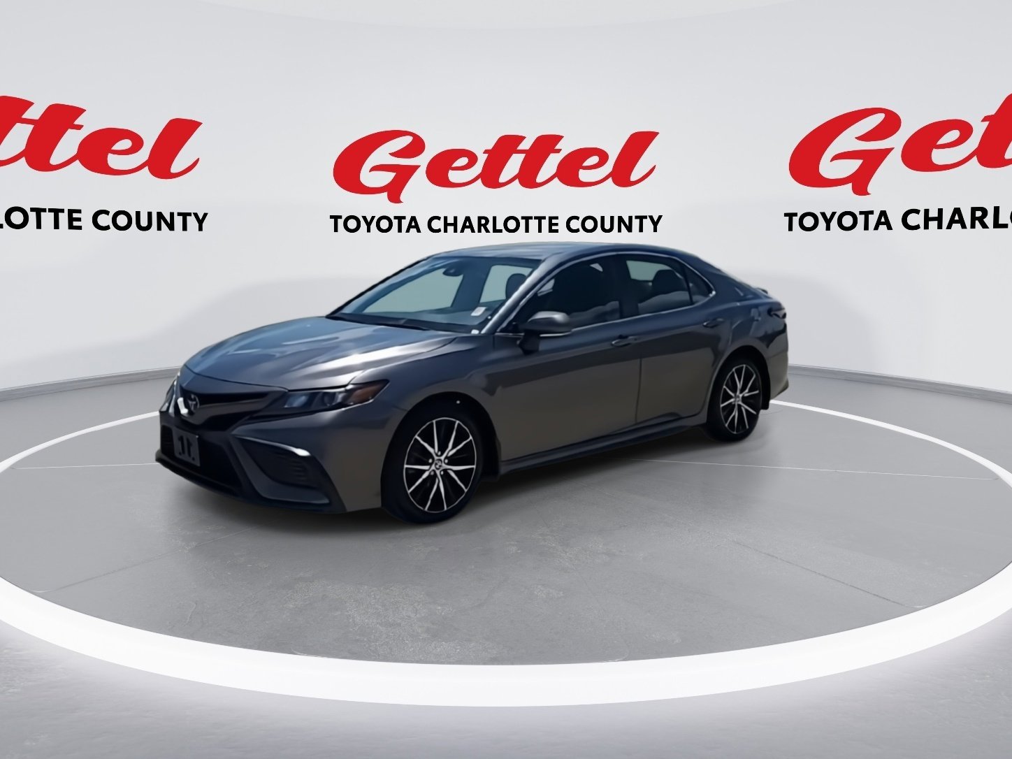 2023 Toyota Camry SE photo 4
