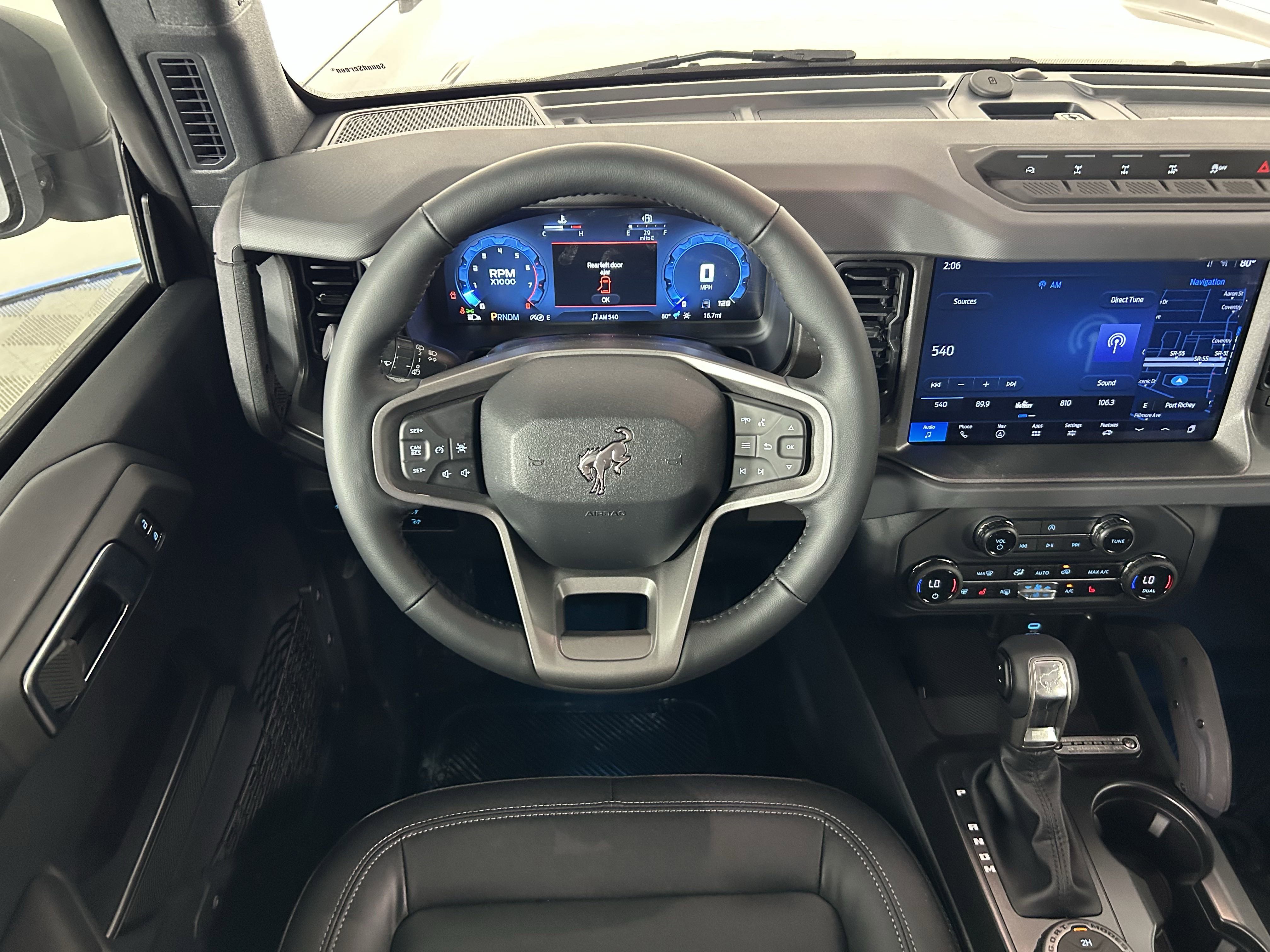 2025 Ford Bronco Badlands photo 3