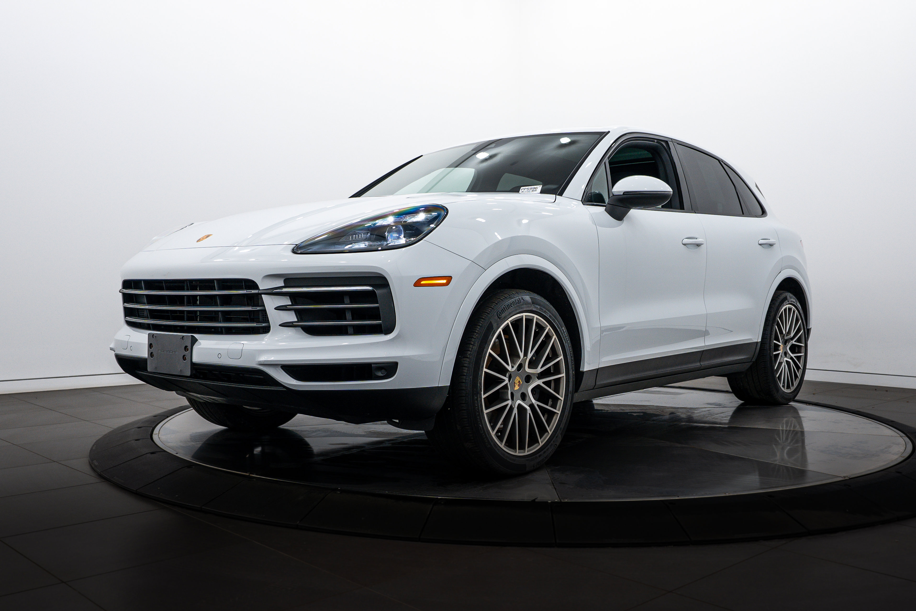 2022 Porsche Cayenne Platinum Edition