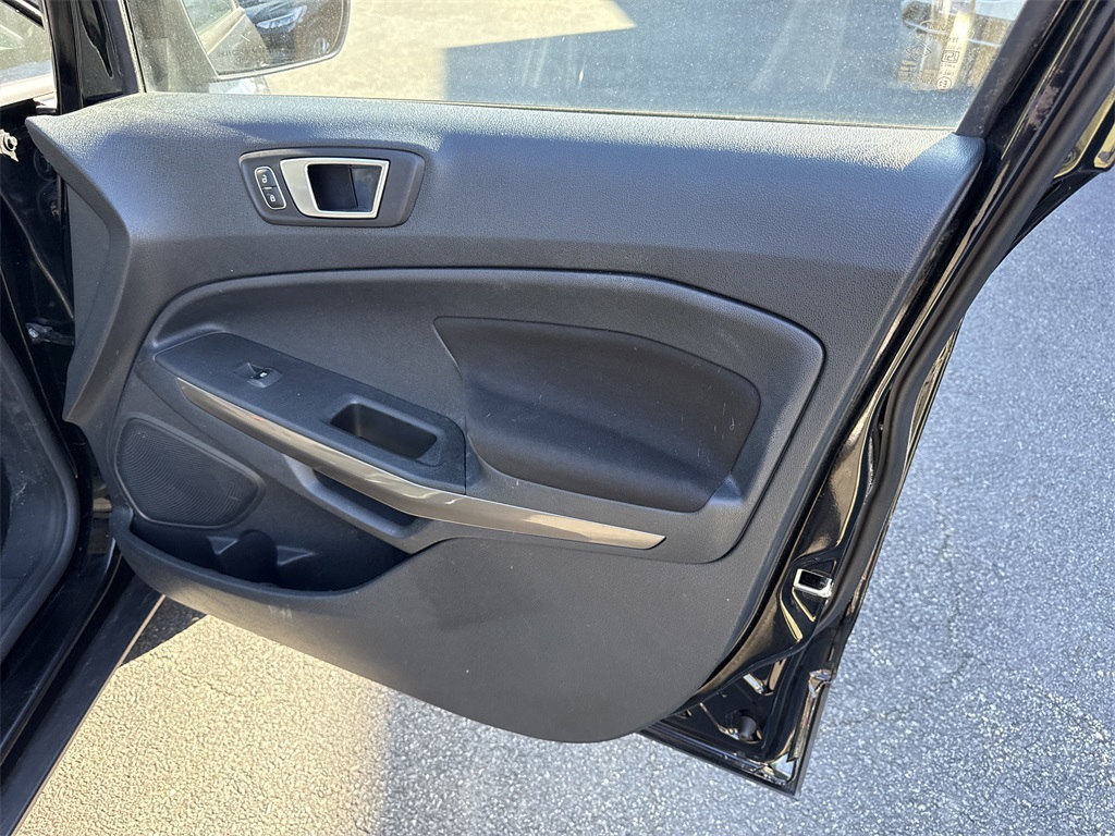 2019 Ford EcoSport SE photo 26