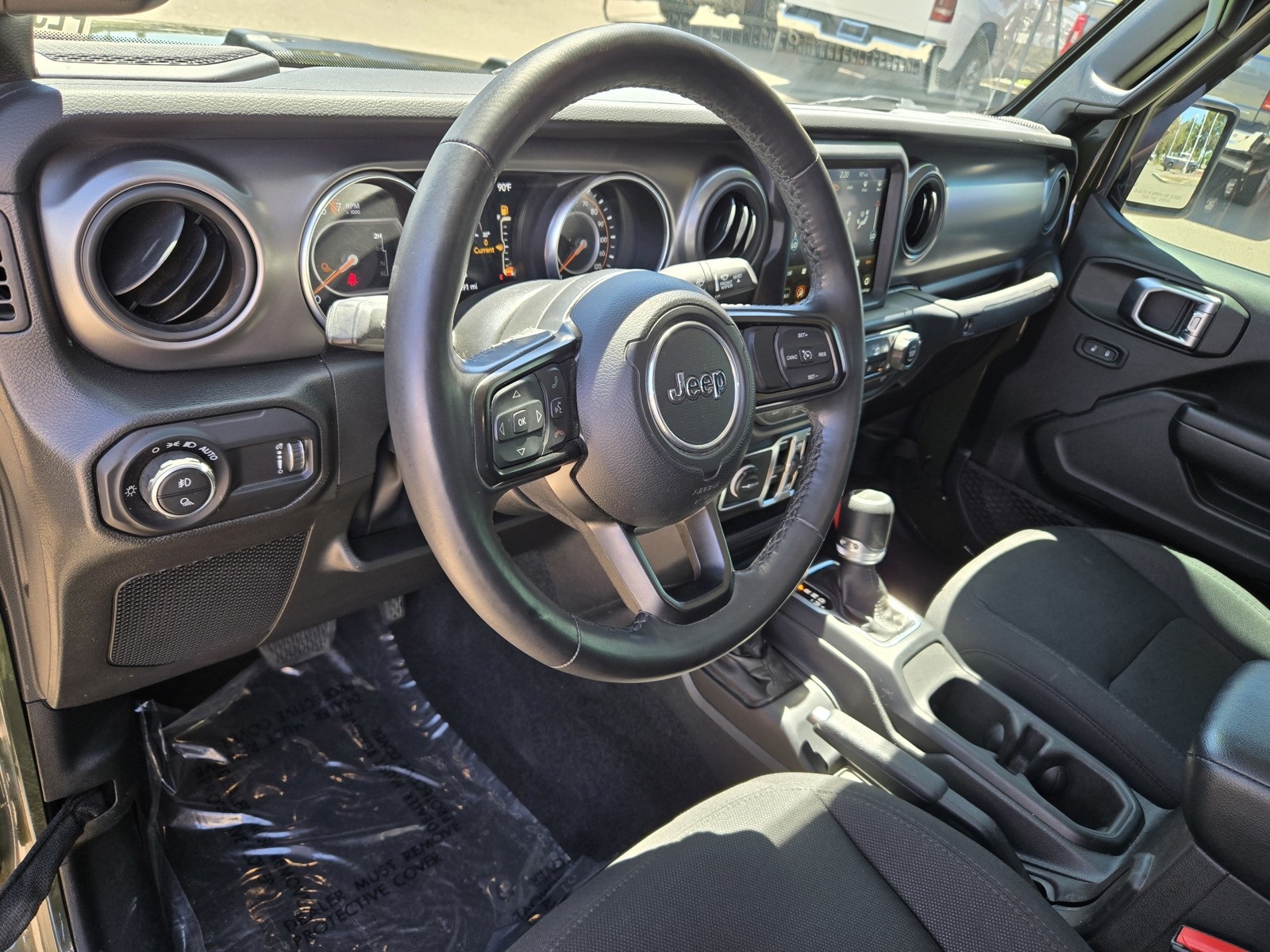 2023 Jeep Gladiator Willys photo 12