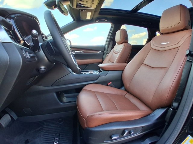 2025 Cadillac XT5 Premium Luxury photo 16