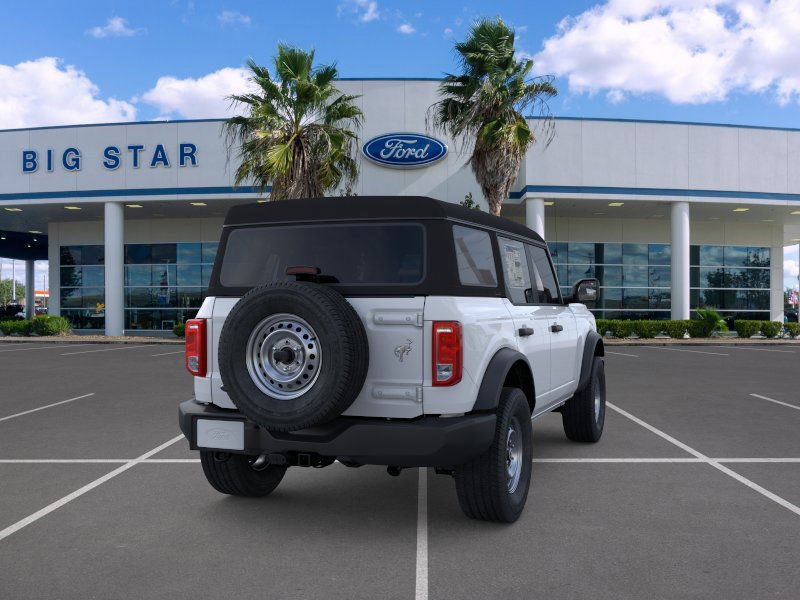 2025 Ford Bronco Base photo 5