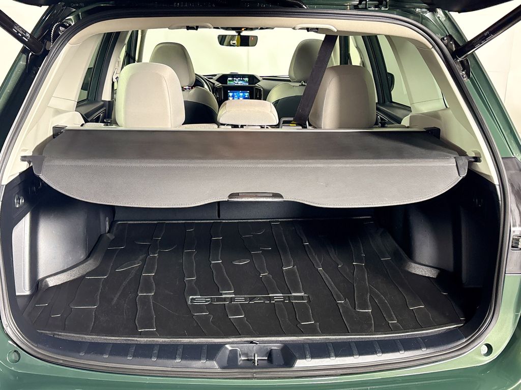 2024 Subaru Forester Premium photo 18