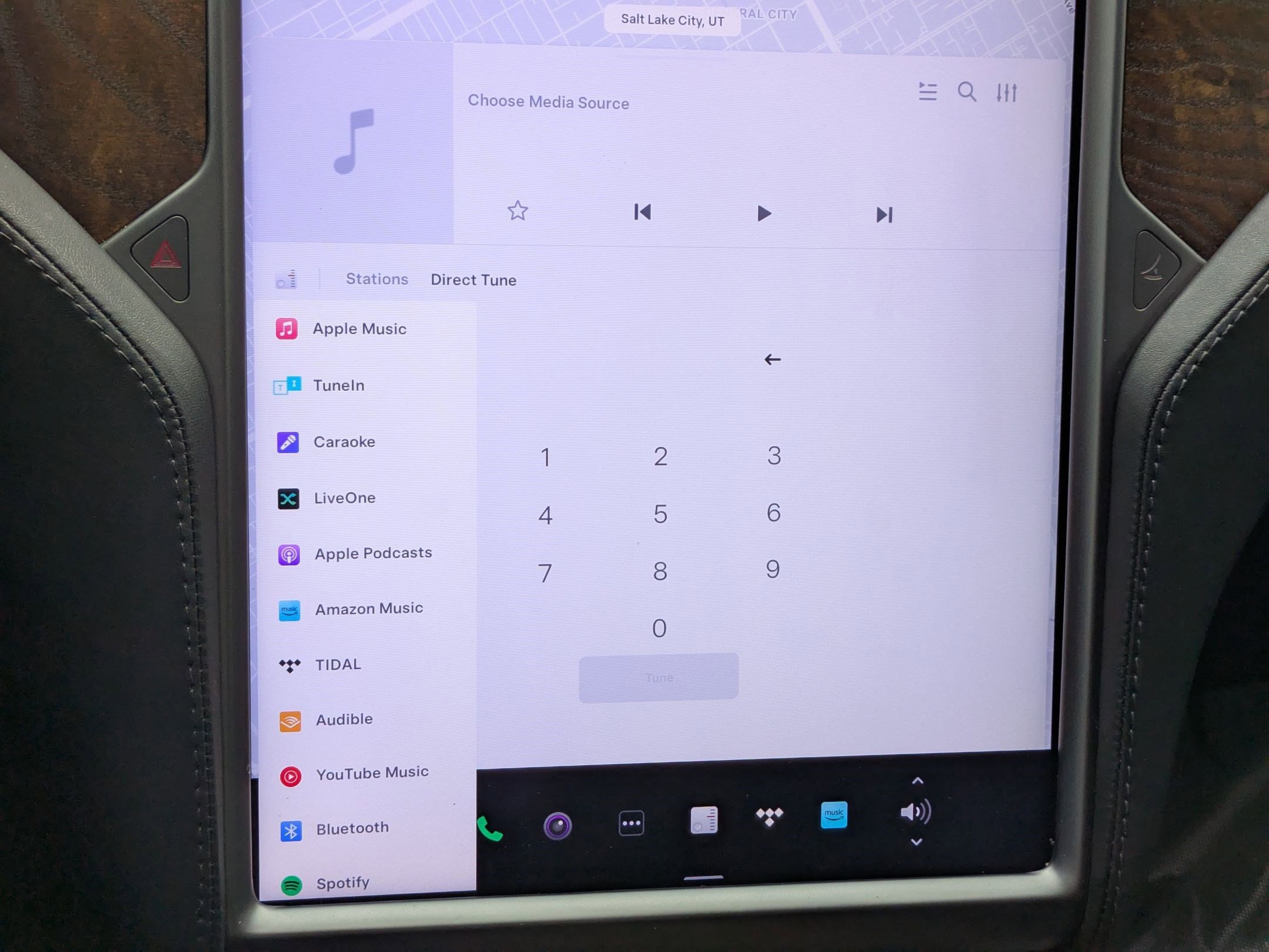 2019 Tesla Model X photo 19