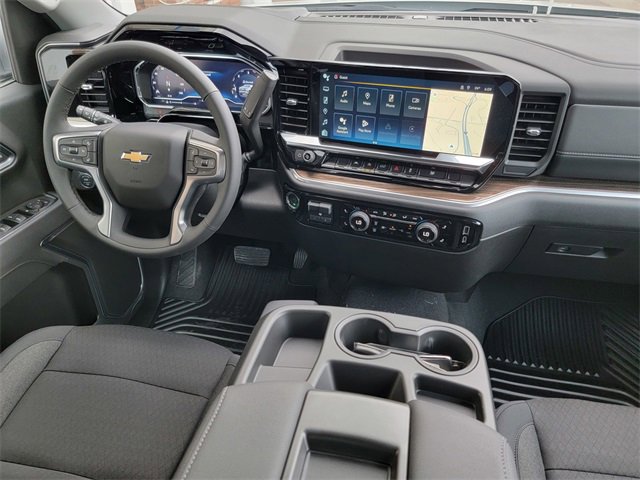 2025 Chevrolet Silverado 1500 LT photo 29