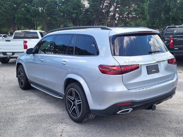 2024 Mercedes Benz GLS 450 4MATIC photo 3