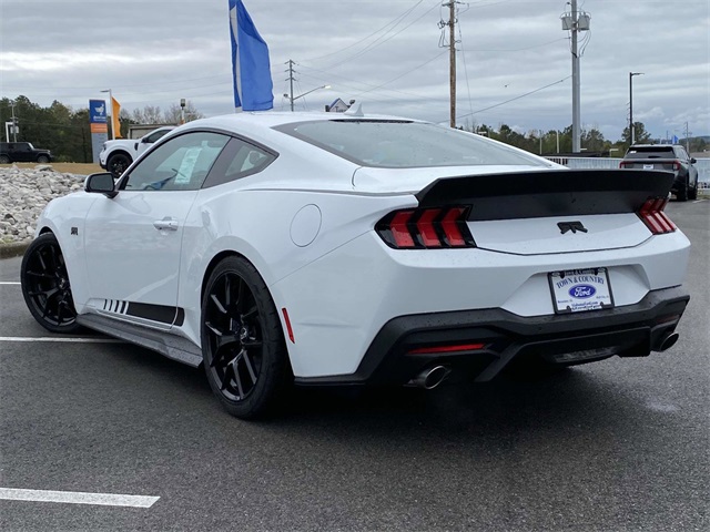 2025 Ford Mustang GT photo 4