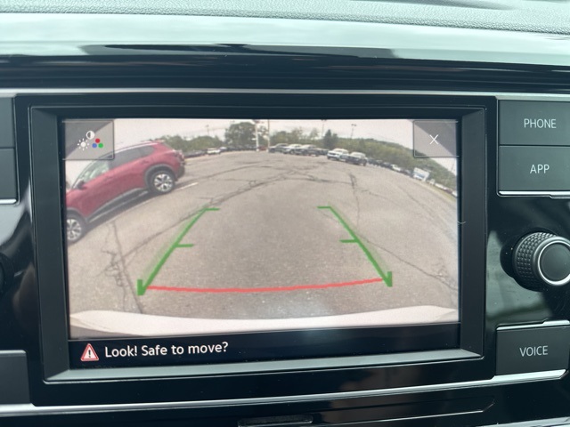 2022 Volkswagen Taos S photo 29