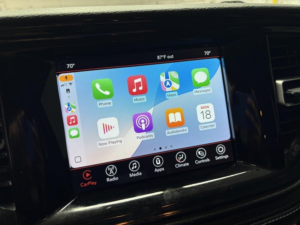 2022 Dodge Durango SXT photo 3