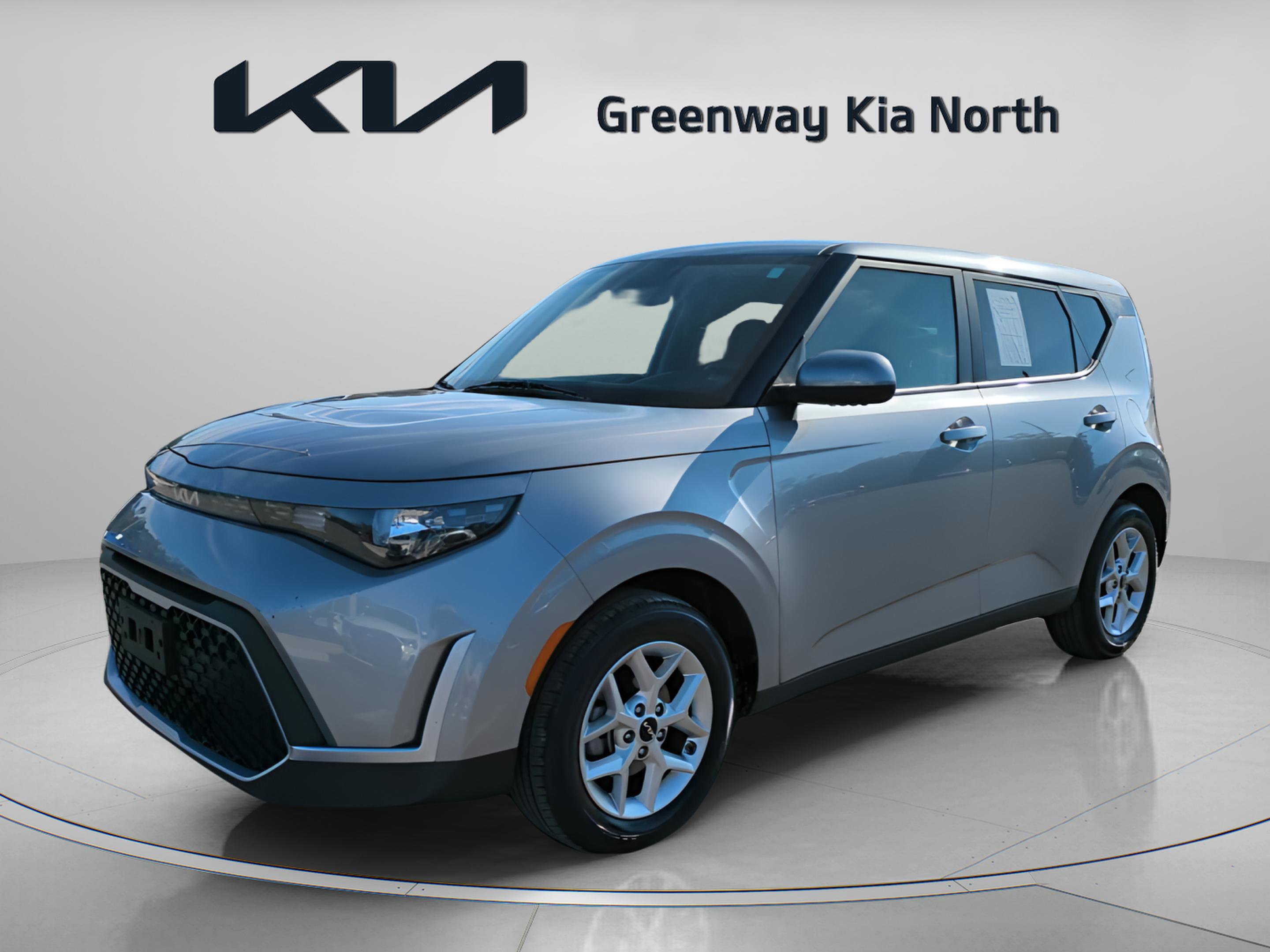 2024 Kia Soul LX photo 4