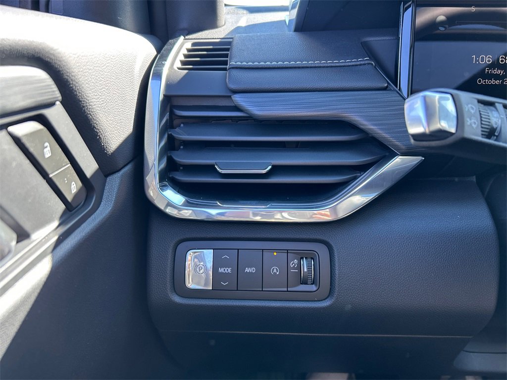 2026 GMC ACADIA - Image 17