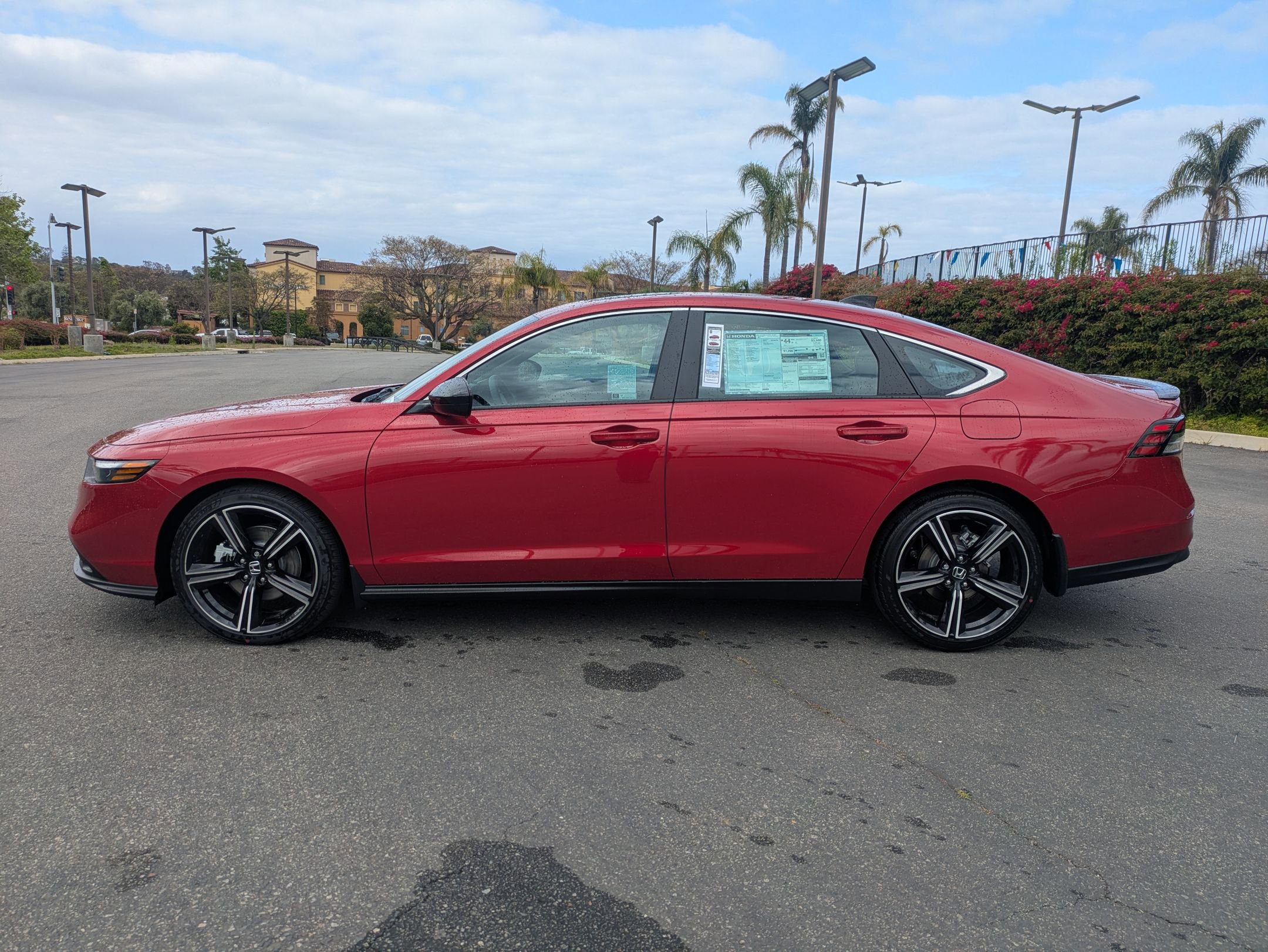 2025 Honda Accord Hybrid Sport photo 2