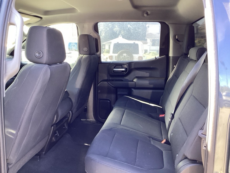 2021 Chevrolet Silverado 1500 Custom photo 13