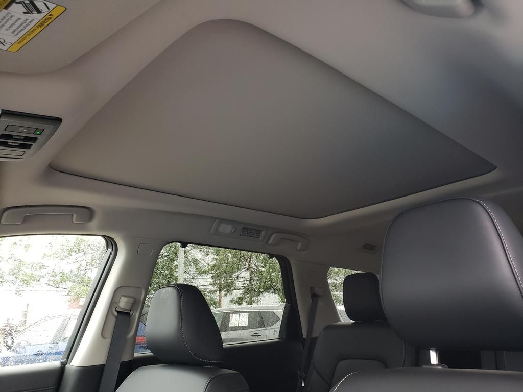2025 Nissan Pathfinder SL photo 27