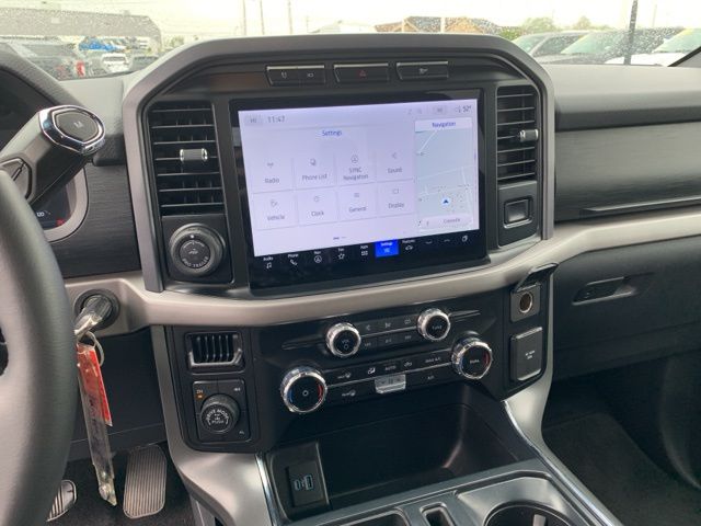 2024 Ford F-150 XLT photo 18