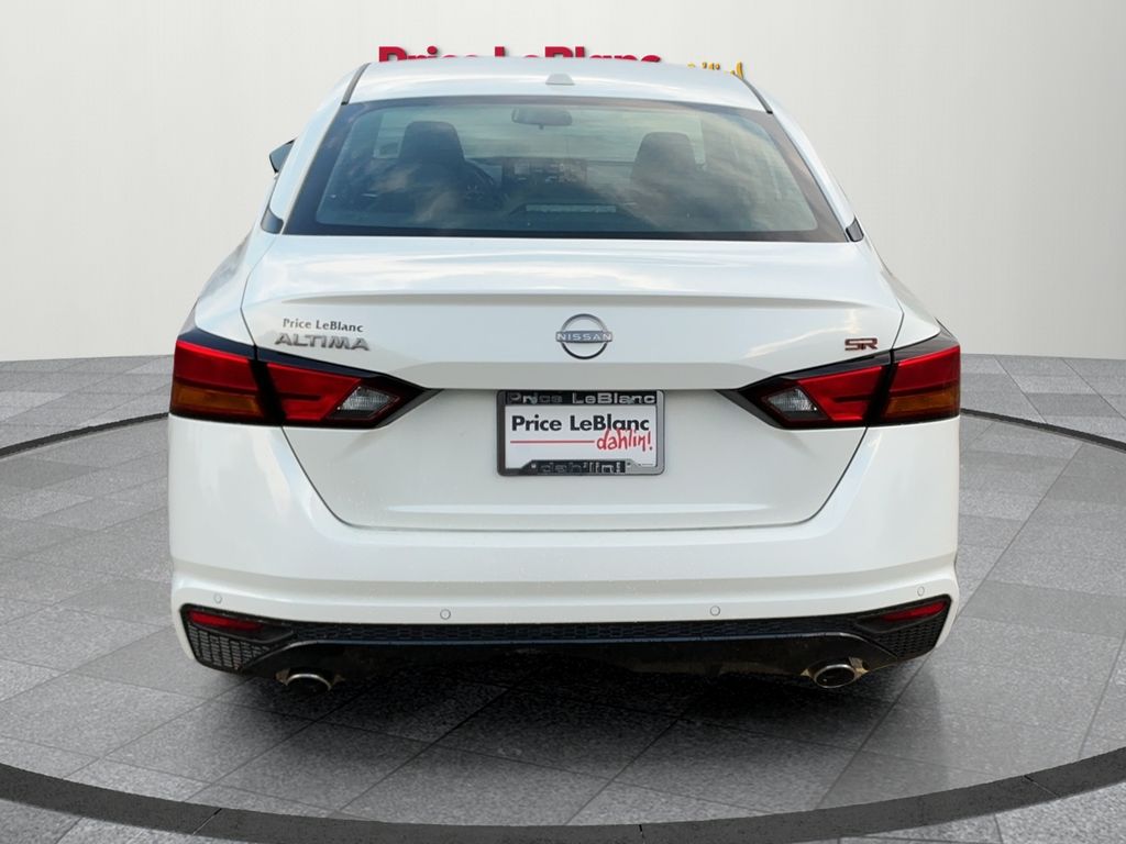 2025 Nissan Altima 2.5 SR photo 24