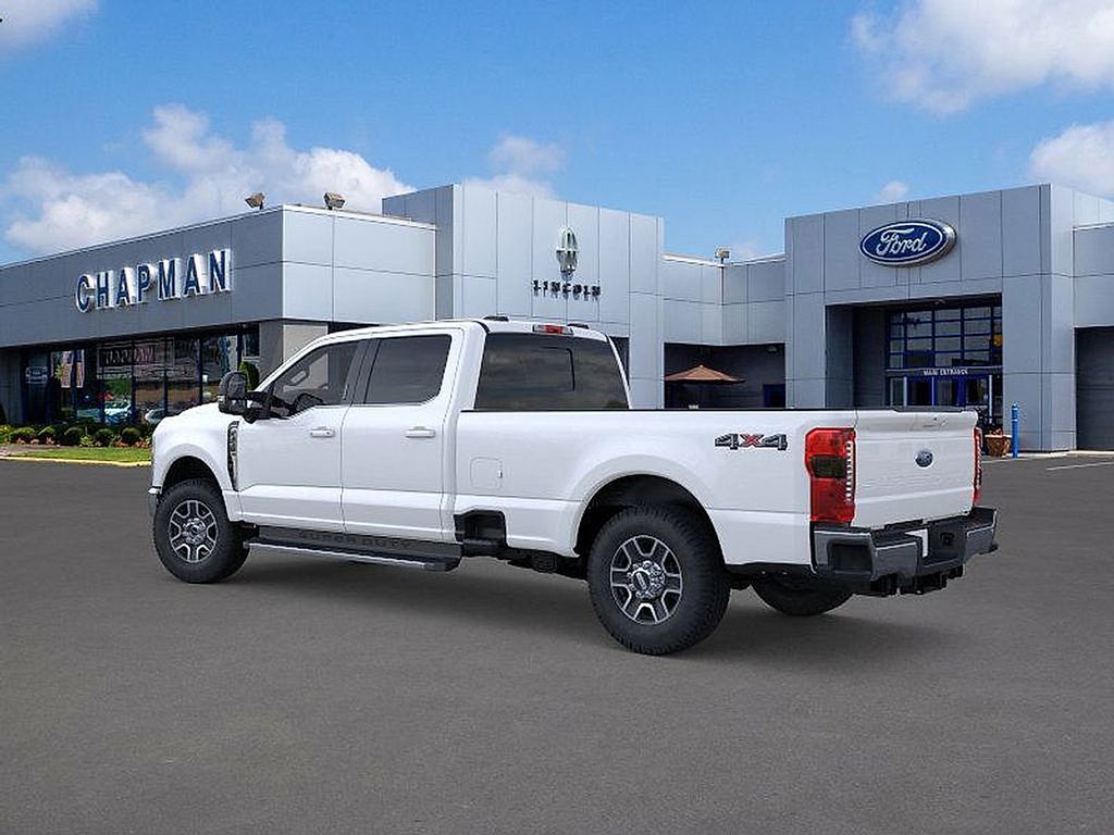 2025 Ford F-350 Lariat photo 4